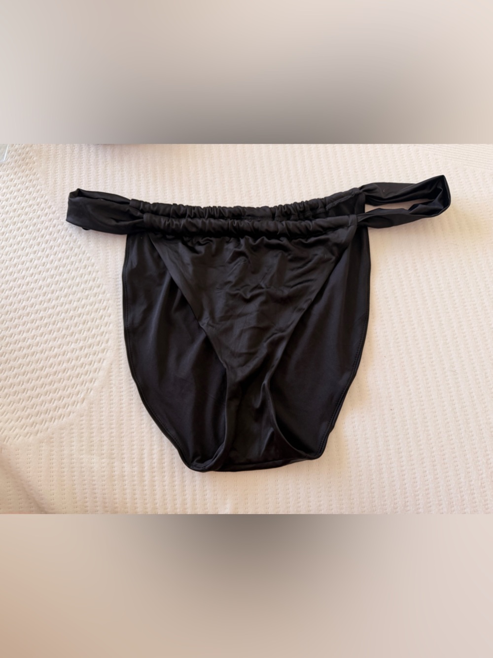 Good American Shine Stretch-satin bikini bottoms 2XL - Picture 2 of 6